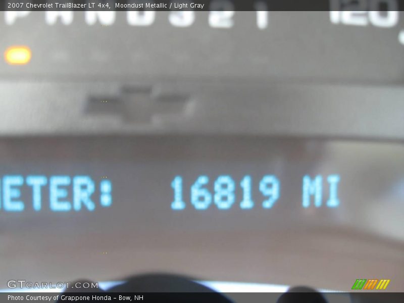Moondust Metallic / Light Gray 2007 Chevrolet TrailBlazer LT 4x4