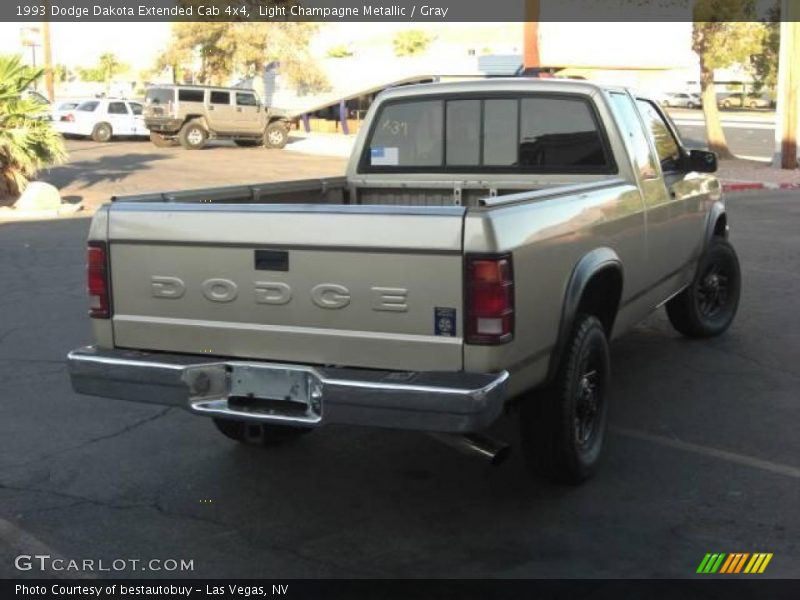 Light Champagne Metallic / Gray 1993 Dodge Dakota Extended Cab 4x4