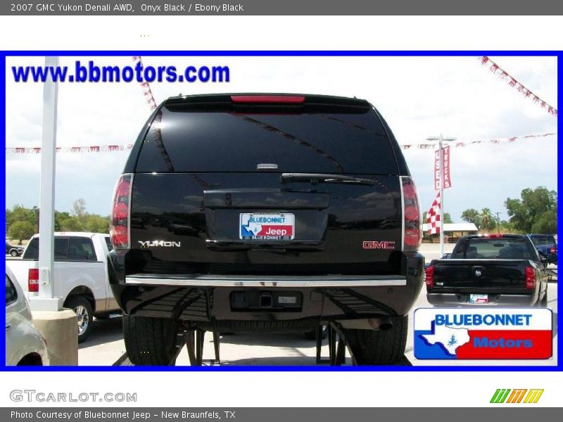 Onyx Black / Ebony Black 2007 GMC Yukon Denali AWD