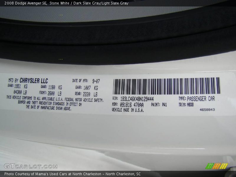 Stone White / Dark Slate Gray/Light Slate Gray 2008 Dodge Avenger SE