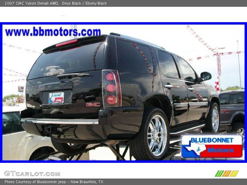 Onyx Black / Ebony Black 2007 GMC Yukon Denali AWD