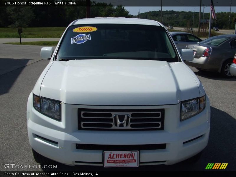 White / Olive 2006 Honda Ridgeline RTS
