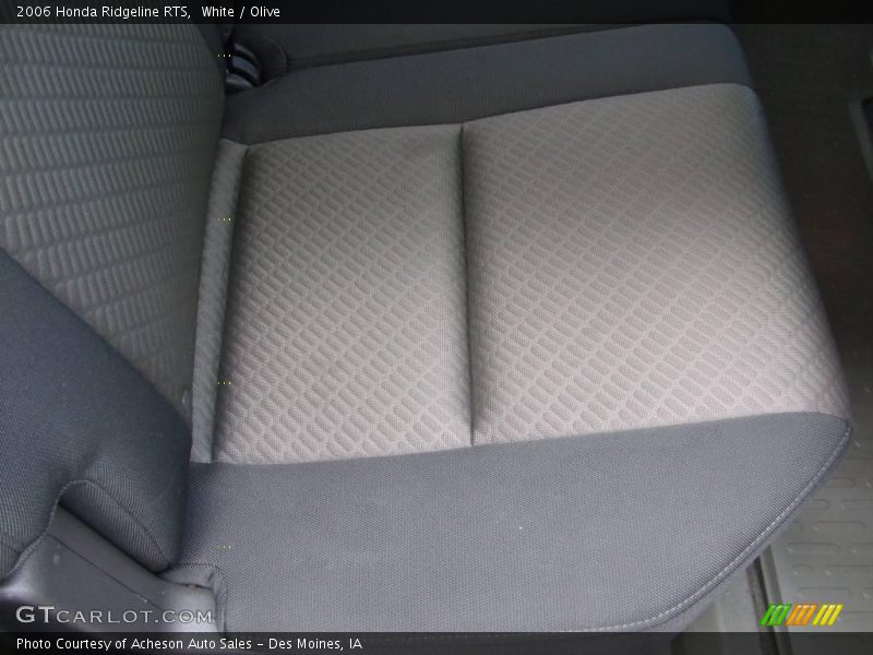 White / Olive 2006 Honda Ridgeline RTS