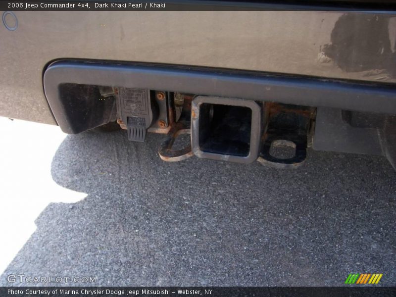 Dark Khaki Pearl / Khaki 2006 Jeep Commander 4x4