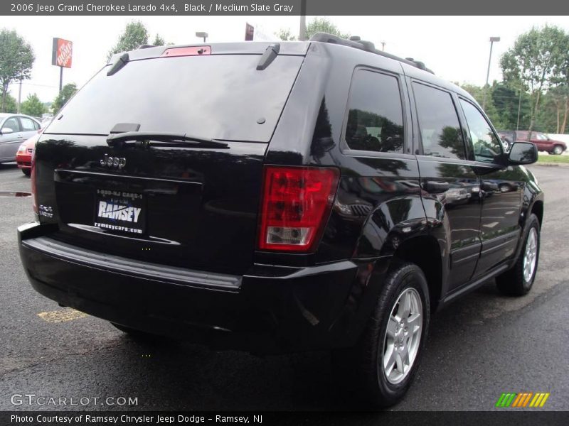 Black / Medium Slate Gray 2006 Jeep Grand Cherokee Laredo 4x4