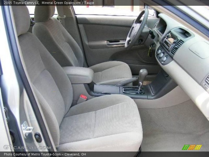 Mineral Green Opalescent / Taupe 2005 Toyota Camry LE
