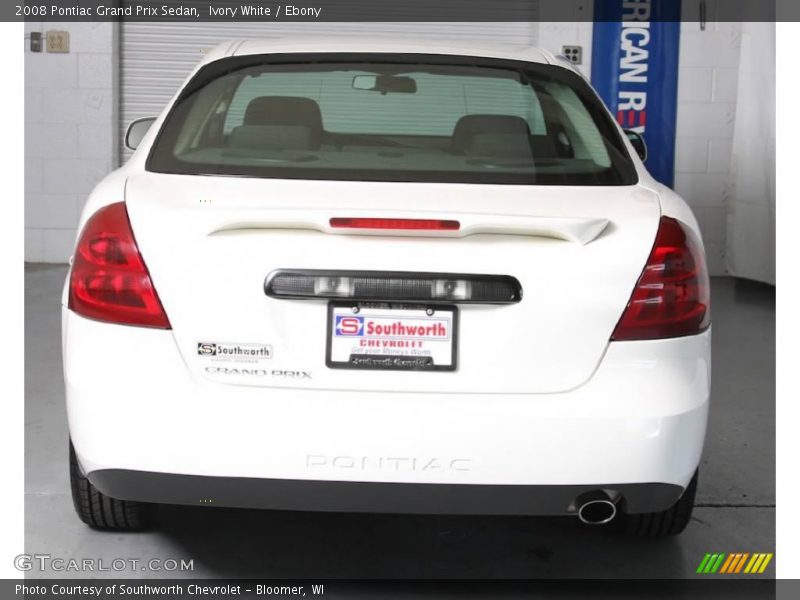 Ivory White / Ebony 2008 Pontiac Grand Prix Sedan