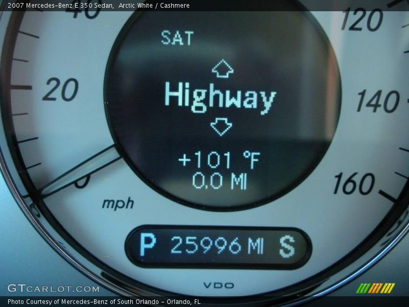 Arctic White / Cashmere 2007 Mercedes-Benz E 350 Sedan