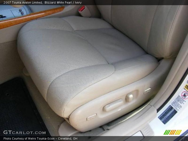 Blizzard White Pearl / Ivory 2007 Toyota Avalon Limited