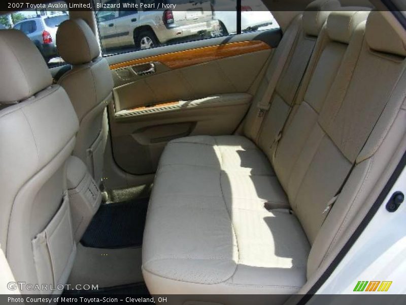 Blizzard White Pearl / Ivory 2007 Toyota Avalon Limited