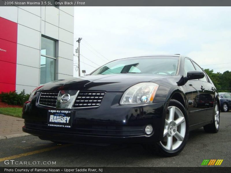 Onyx Black / Frost 2006 Nissan Maxima 3.5 SL