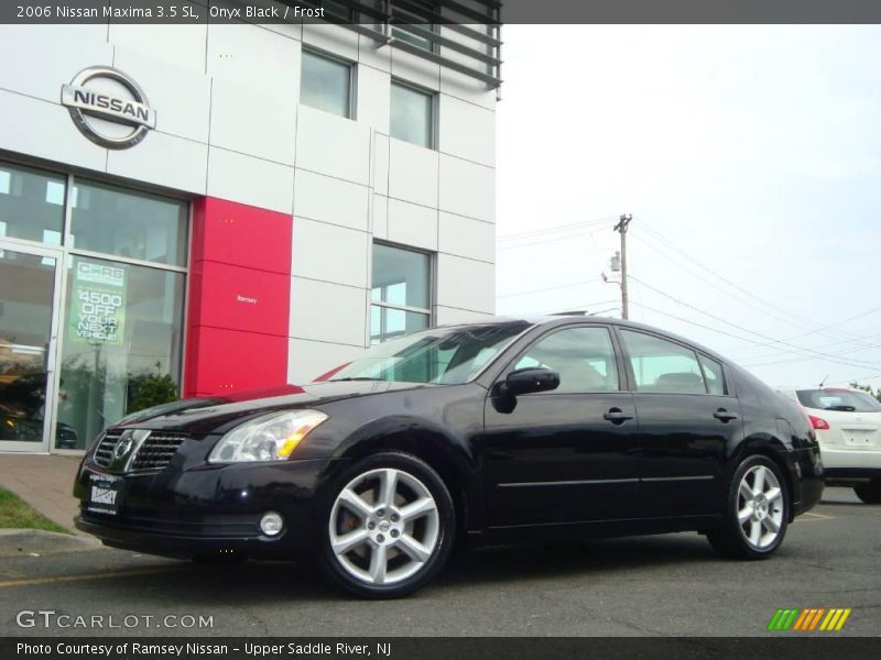 Onyx Black / Frost 2006 Nissan Maxima 3.5 SL
