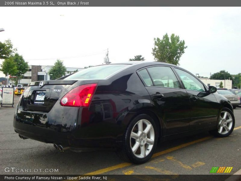 Onyx Black / Frost 2006 Nissan Maxima 3.5 SL