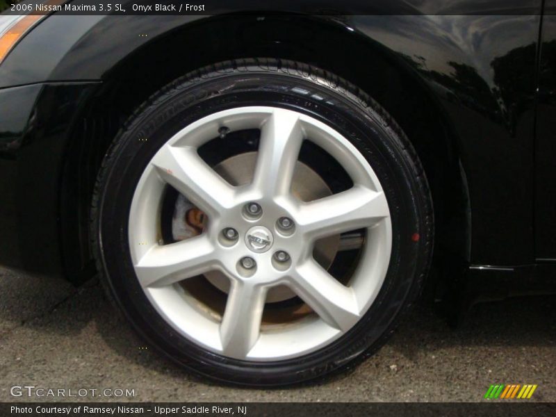 Onyx Black / Frost 2006 Nissan Maxima 3.5 SL
