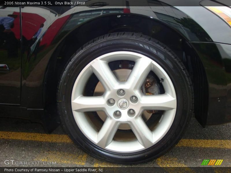 Onyx Black / Frost 2006 Nissan Maxima 3.5 SL