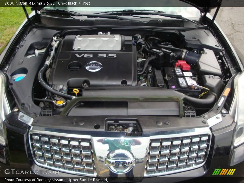 Onyx Black / Frost 2006 Nissan Maxima 3.5 SL