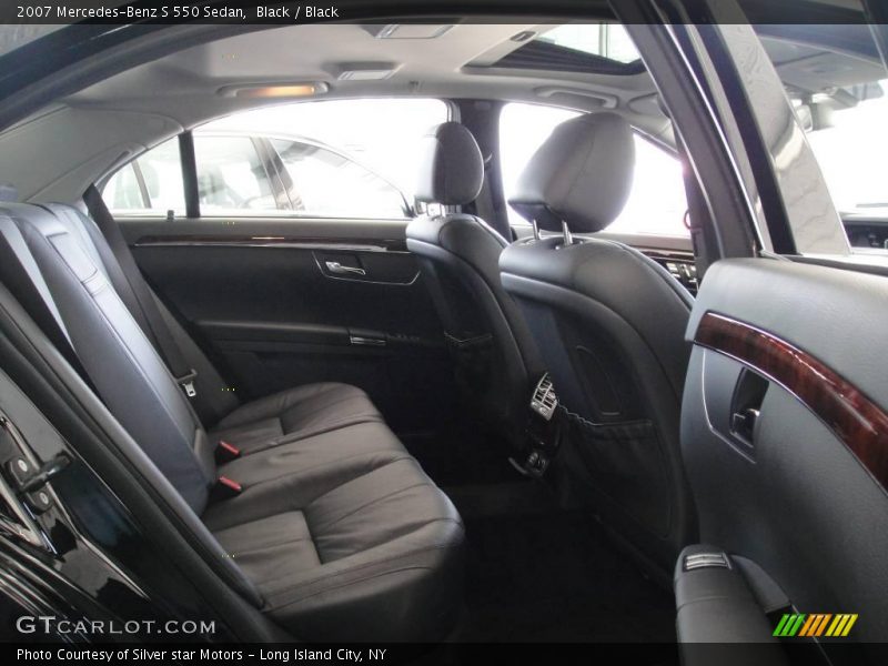 Black / Black 2007 Mercedes-Benz S 550 Sedan