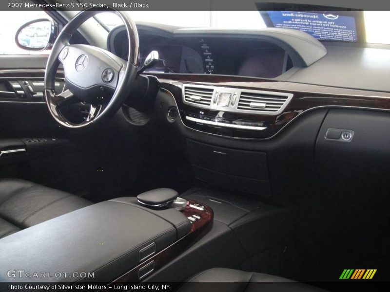 Black / Black 2007 Mercedes-Benz S 550 Sedan