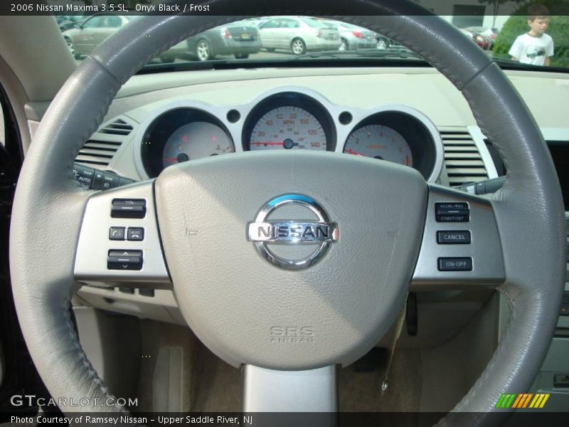 Onyx Black / Frost 2006 Nissan Maxima 3.5 SL
