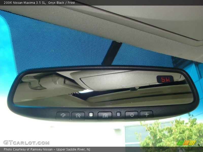 Onyx Black / Frost 2006 Nissan Maxima 3.5 SL