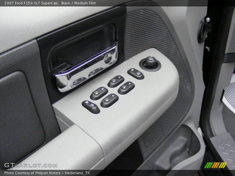 Black / Medium Flint 2007 Ford F150 XLT SuperCab