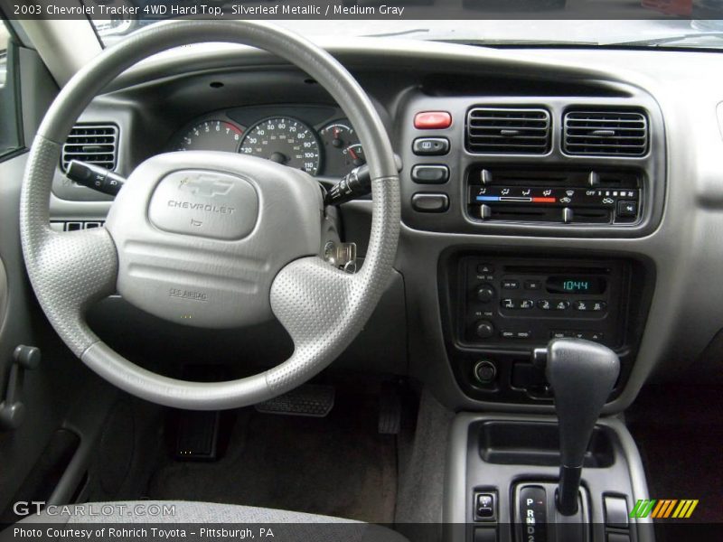 Silverleaf Metallic / Medium Gray 2003 Chevrolet Tracker 4WD Hard Top