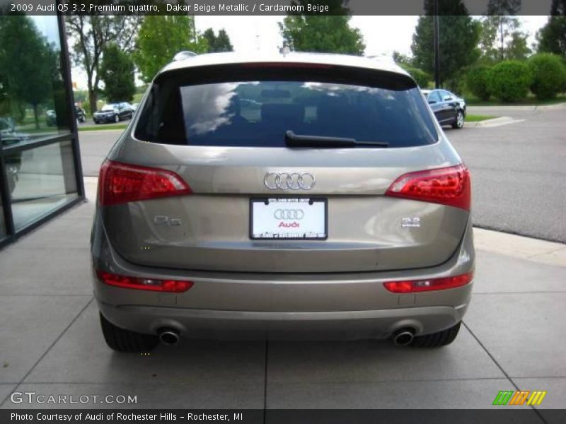 Dakar Beige Metallic / Cardamom Beige 2009 Audi Q5 3.2 Premium quattro