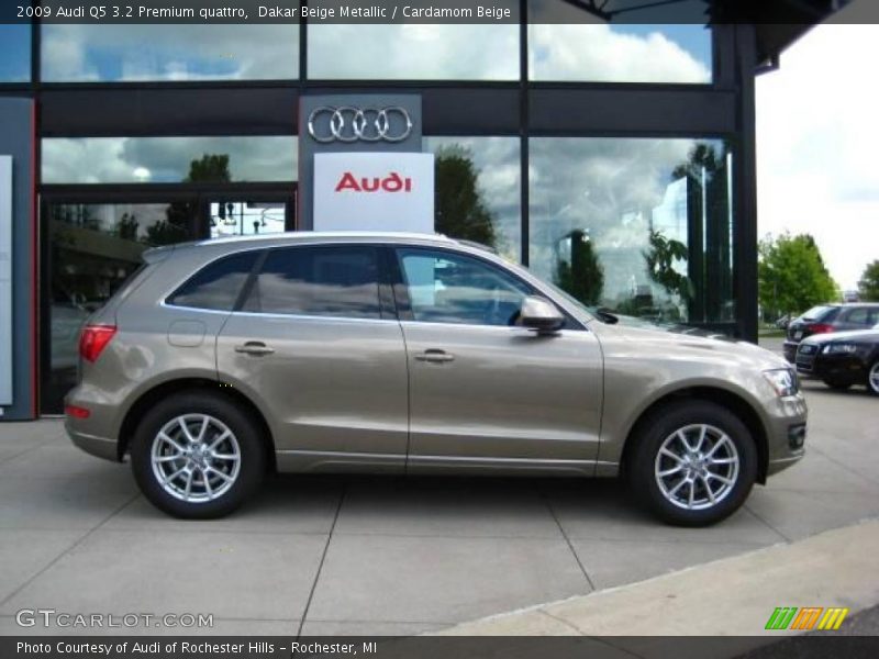 Dakar Beige Metallic / Cardamom Beige 2009 Audi Q5 3.2 Premium quattro