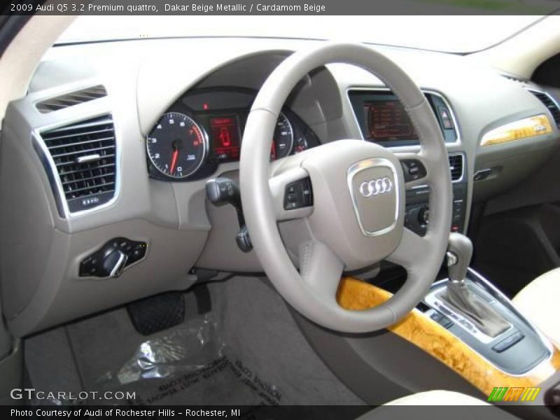 Dakar Beige Metallic / Cardamom Beige 2009 Audi Q5 3.2 Premium quattro