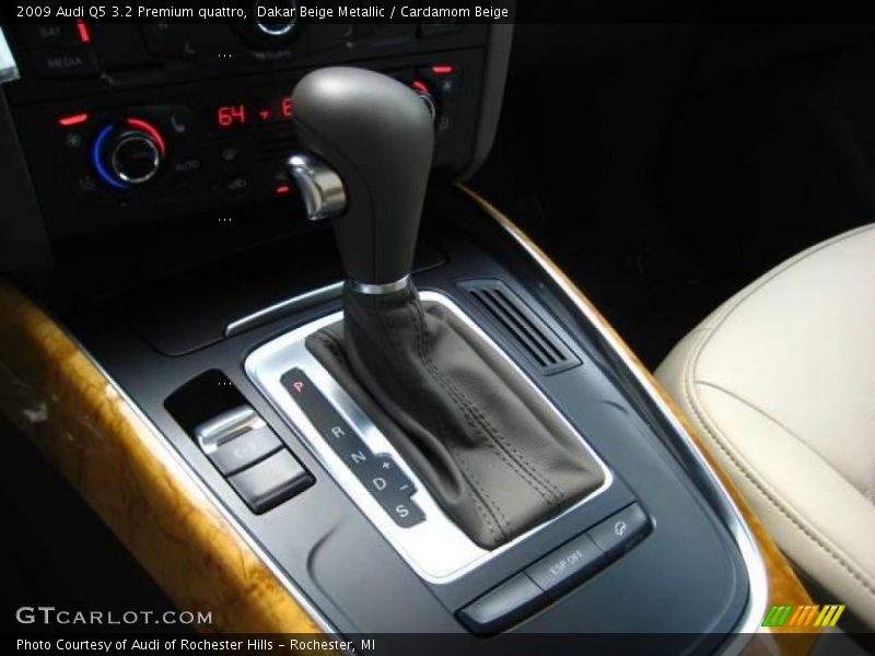 Dakar Beige Metallic / Cardamom Beige 2009 Audi Q5 3.2 Premium quattro