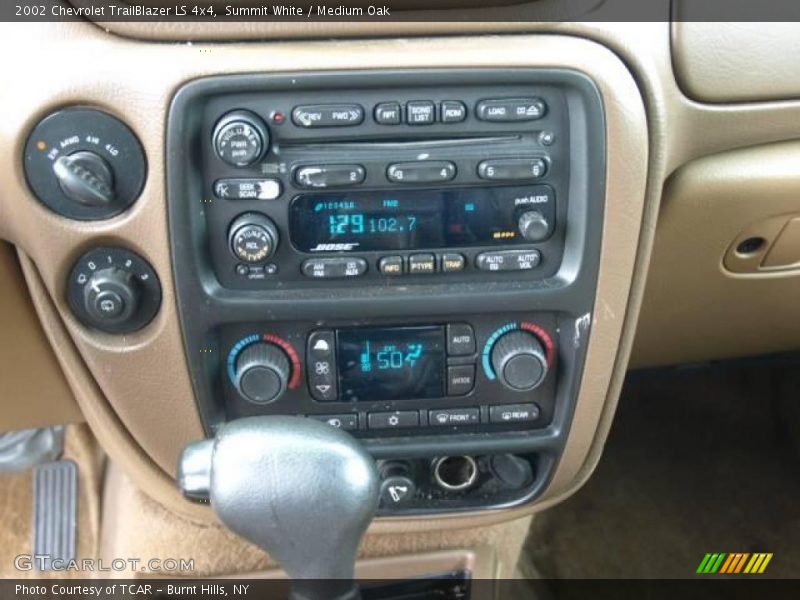 Summit White / Medium Oak 2002 Chevrolet TrailBlazer LS 4x4