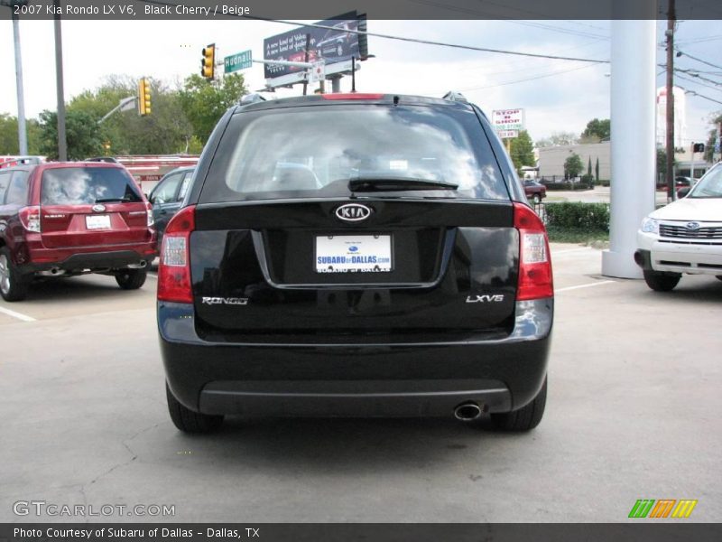 Black Cherry / Beige 2007 Kia Rondo LX V6