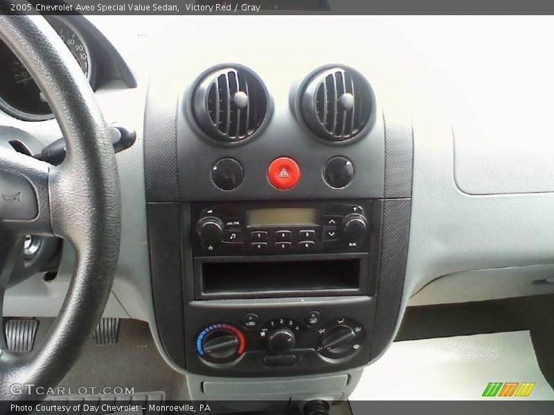 Victory Red / Gray 2005 Chevrolet Aveo Special Value Sedan