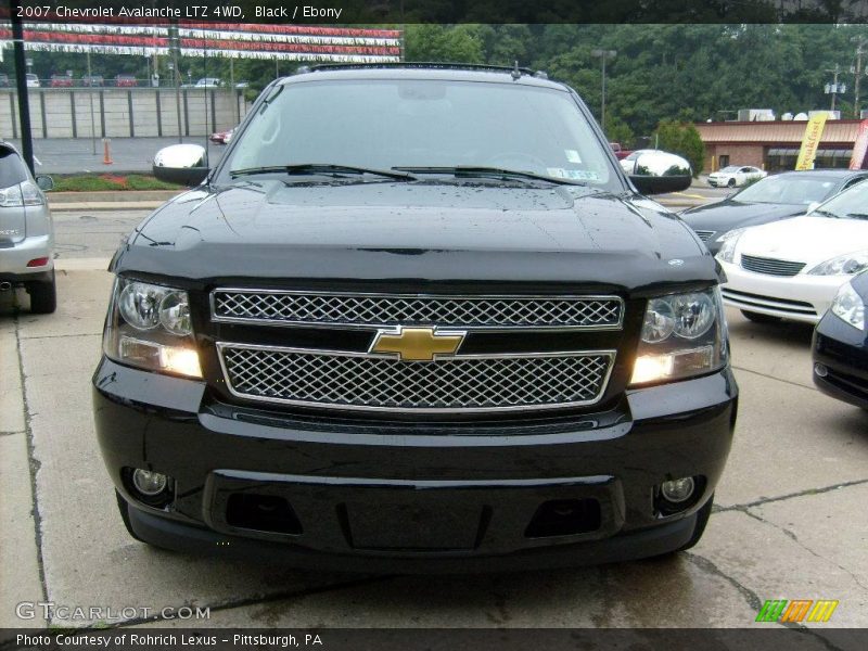 Black / Ebony 2007 Chevrolet Avalanche LTZ 4WD