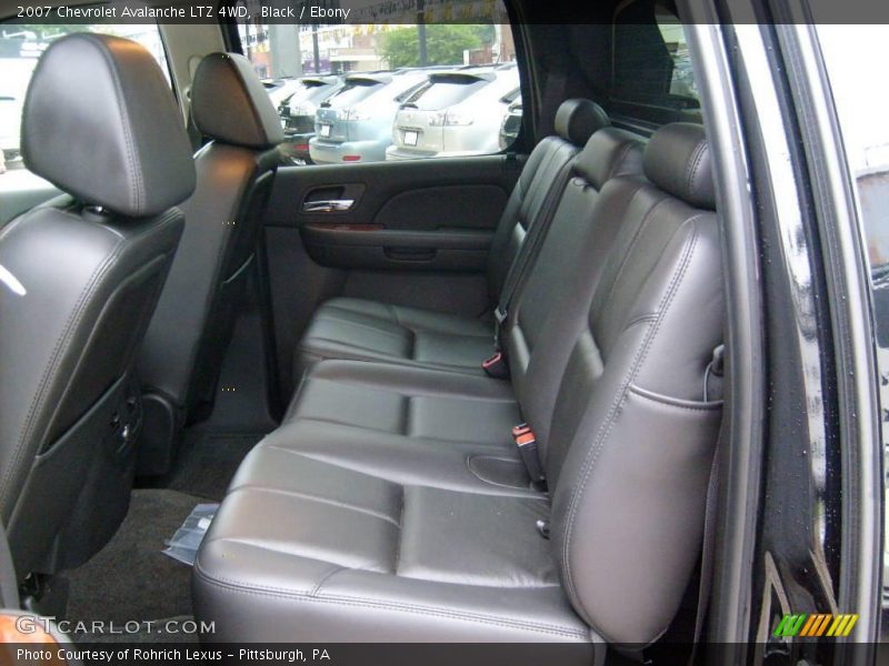 Black / Ebony 2007 Chevrolet Avalanche LTZ 4WD