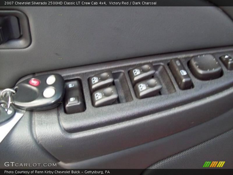 Victory Red / Dark Charcoal 2007 Chevrolet Silverado 2500HD Classic LT Crew Cab 4x4
