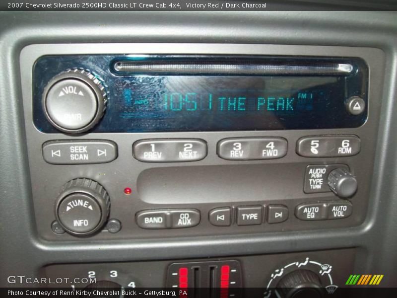 Victory Red / Dark Charcoal 2007 Chevrolet Silverado 2500HD Classic LT Crew Cab 4x4