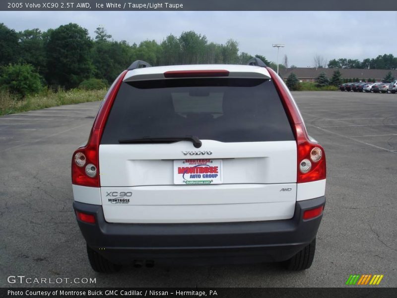 Ice White / Taupe/Light Taupe 2005 Volvo XC90 2.5T AWD
