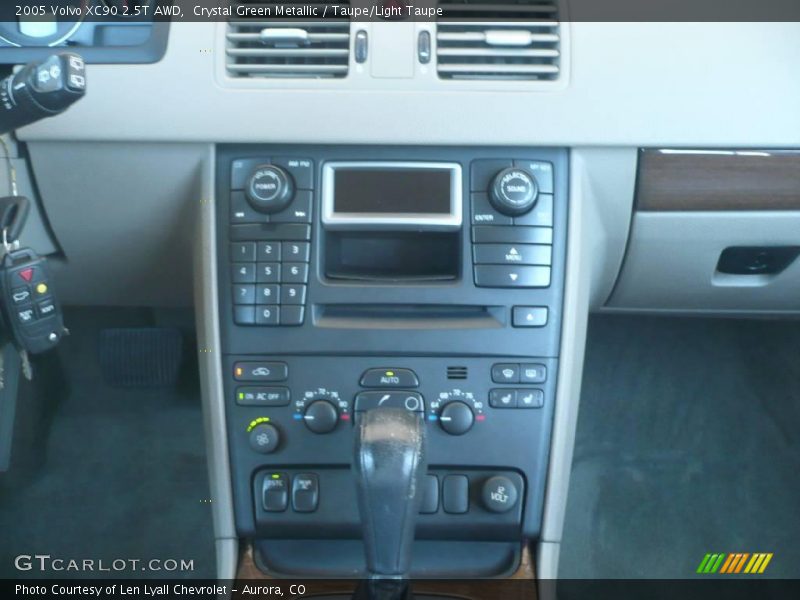 Crystal Green Metallic / Taupe/Light Taupe 2005 Volvo XC90 2.5T AWD
