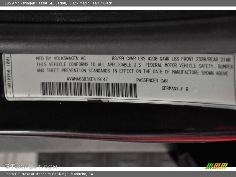 Black Magic Pearl / Black 1999 Volkswagen Passat GLS Sedan