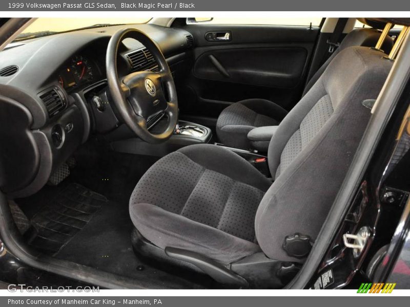 Black Magic Pearl / Black 1999 Volkswagen Passat GLS Sedan