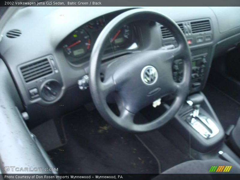 Baltic Green / Black 2002 Volkswagen Jetta GLS Sedan
