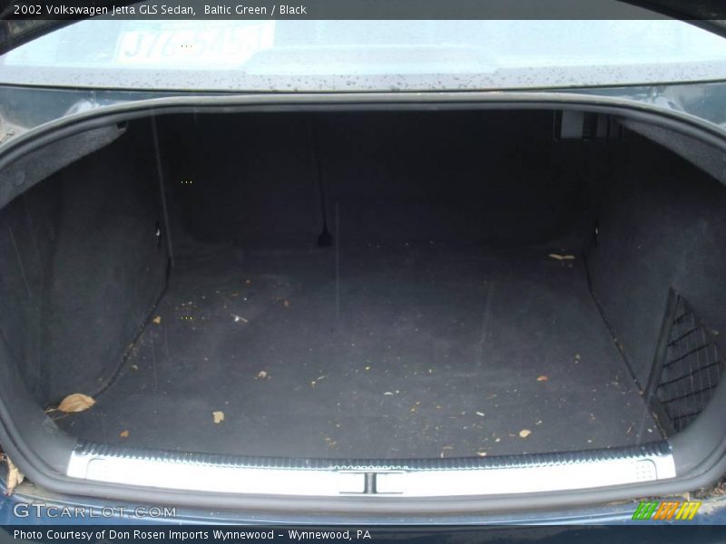 Baltic Green / Black 2002 Volkswagen Jetta GLS Sedan