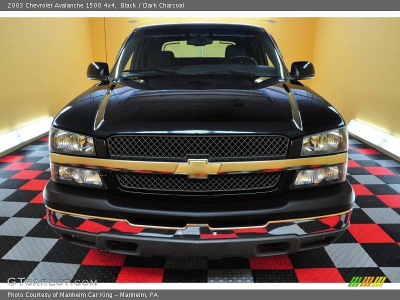 Black / Dark Charcoal 2003 Chevrolet Avalanche 1500 4x4