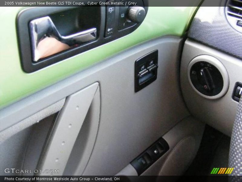 Cyber Green Metallic / Grey 2005 Volkswagen New Beetle GLS TDI Coupe