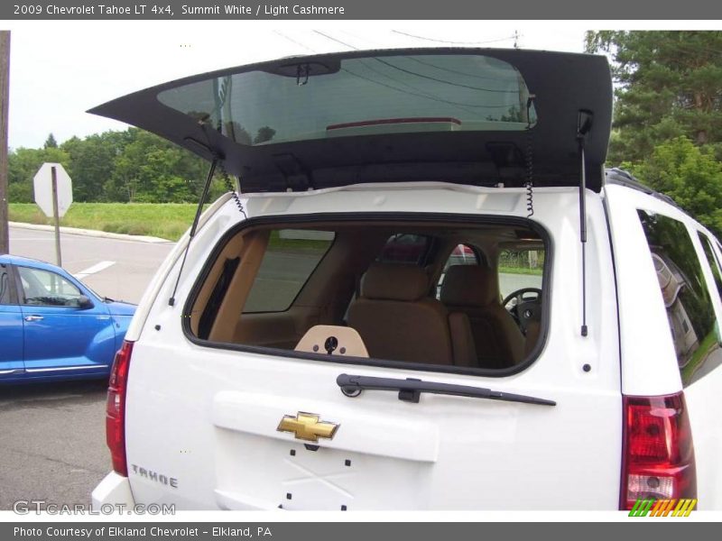 Summit White / Light Cashmere 2009 Chevrolet Tahoe LT 4x4