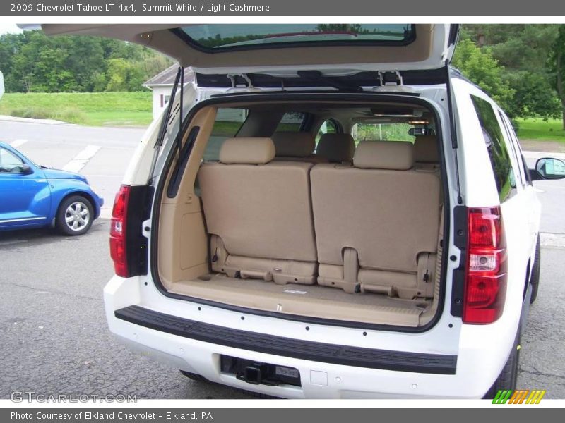 Summit White / Light Cashmere 2009 Chevrolet Tahoe LT 4x4