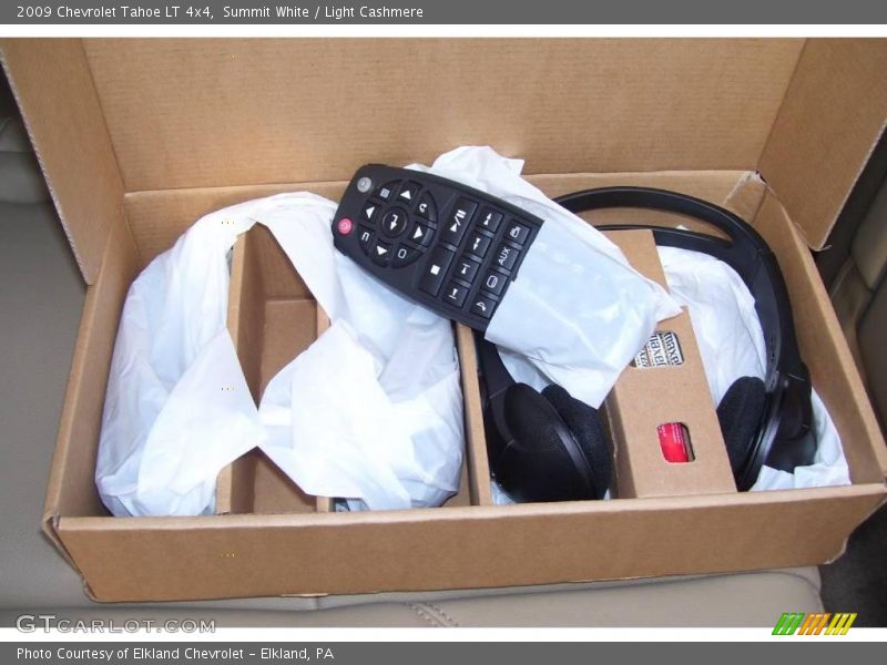 Summit White / Light Cashmere 2009 Chevrolet Tahoe LT 4x4