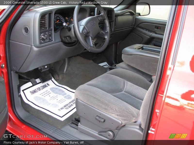 Victory Red / Medium Gray 2006 Chevrolet Silverado 1500 LS Crew Cab