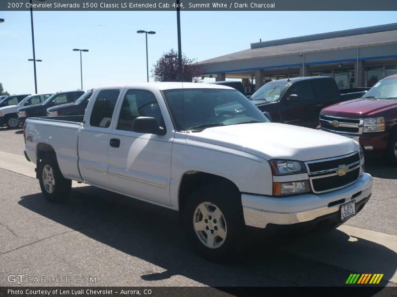 Summit White / Dark Charcoal 2007 Chevrolet Silverado 1500 Classic LS Extended Cab 4x4